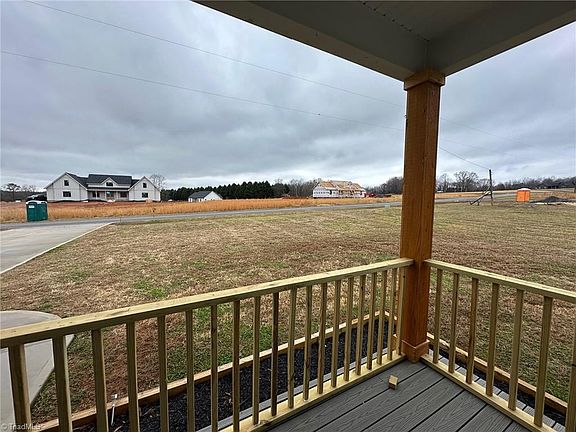 5th image of 139 Old Quarry Rd