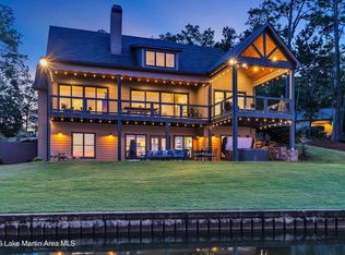 2082 River Oaks Dr, Jacksons Gap, AL 36861