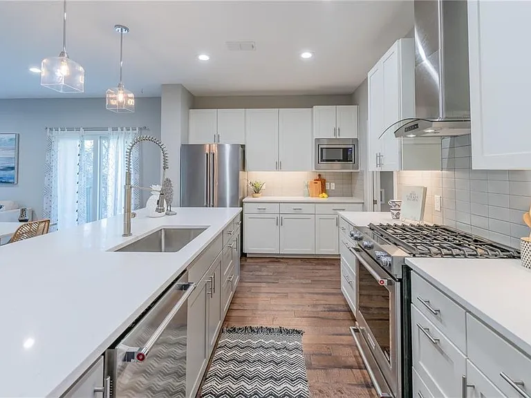 4014 Clawson Rd #B — Photo 6