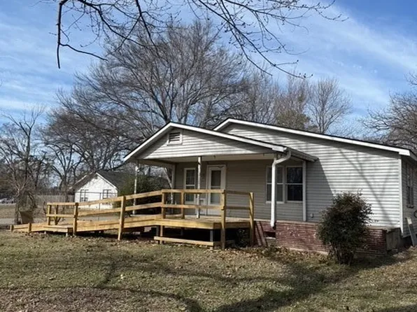 601 E Delaware St, Sallisaw, OK 74955