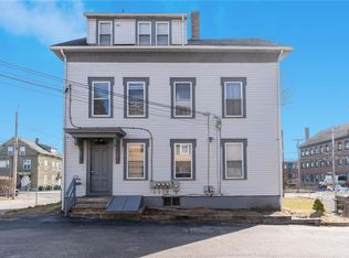 404 N Main St, Woonsocket, RI 02895