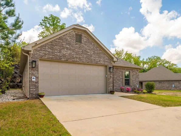 152 Apple Blossom Pl, Hot Springs, AR 71913