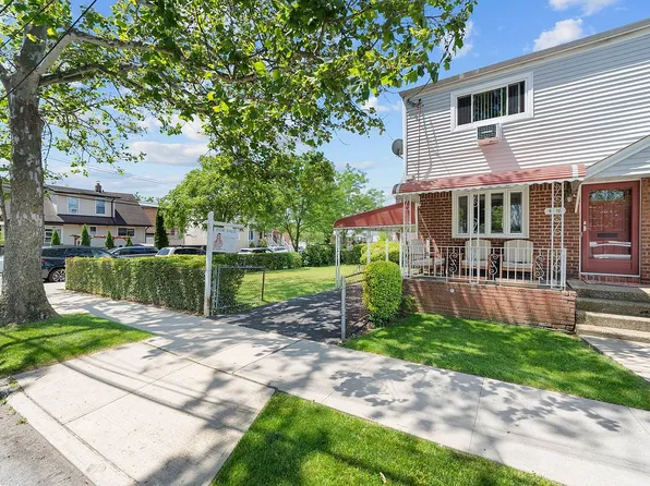 4518 204th St, Bayside, NY 11361