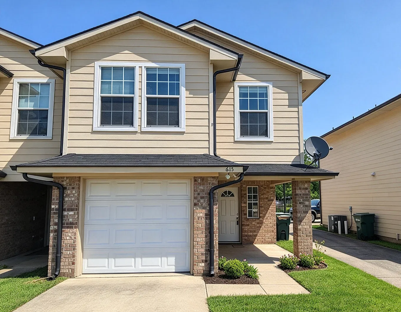 4 bed, 1316 sqft, $1,350 — Photo 1