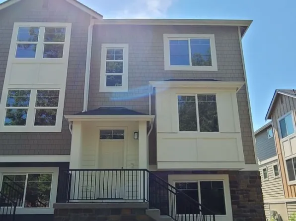 12010 NE 194th Court #D, Bothell, WA 98011