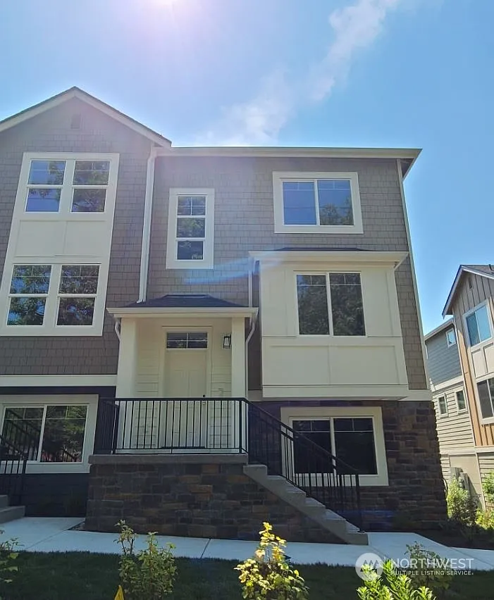12010 NE 194th Court #D photo 1