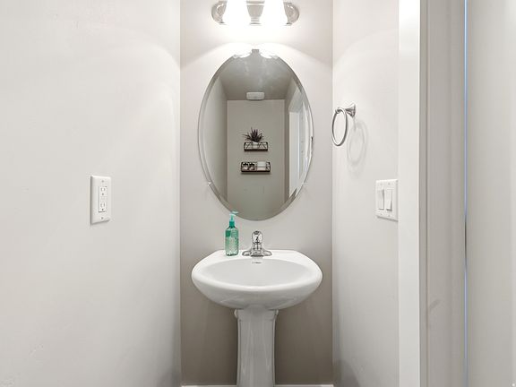 3rd image of 4382 E Caspian Ct