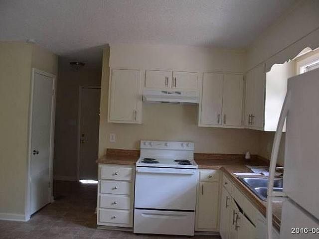 2nd image of 4128 Kincross Ave