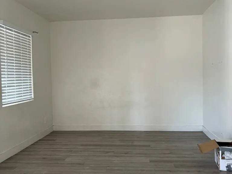 916 S Cambridge St — Photo 6
