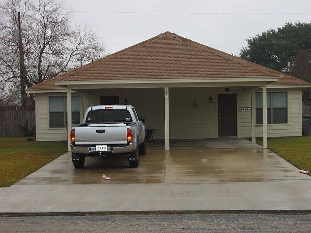 1st image of 105 Sherwood Dr