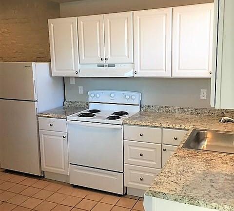 3rd image of 540 W Rich St APT 3