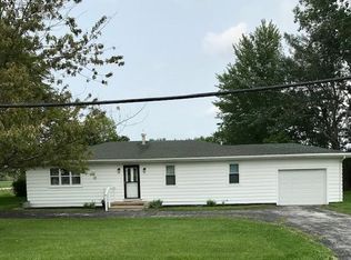 1204 E Lockwood Rd, Port Clinton, OH 43452