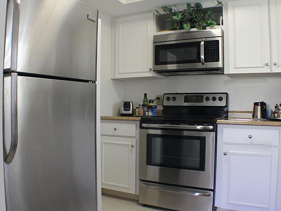 4th image of 1633 SE Green Acres Cir APT Cc202