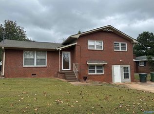 4104 Darby Ct NW, Huntsville, AL 35810