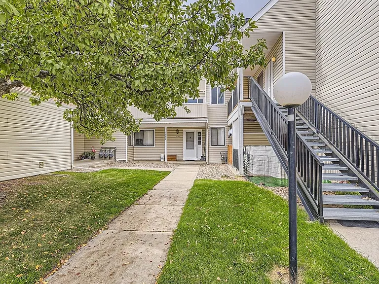 2656 S Xanadu Way #B — Photo 12
