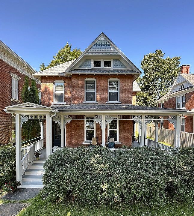 1st image of 643 Hudson Ave
