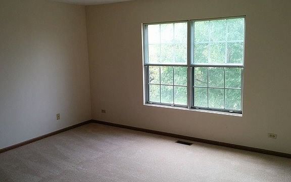 4th image of 1725 Westbridge Ct