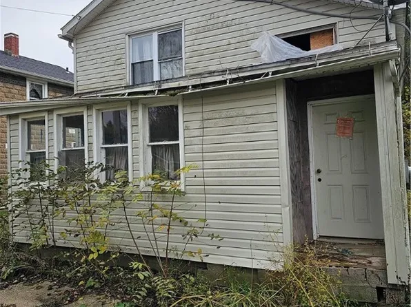 411 Jefferson St, Conneautville, PA 16406