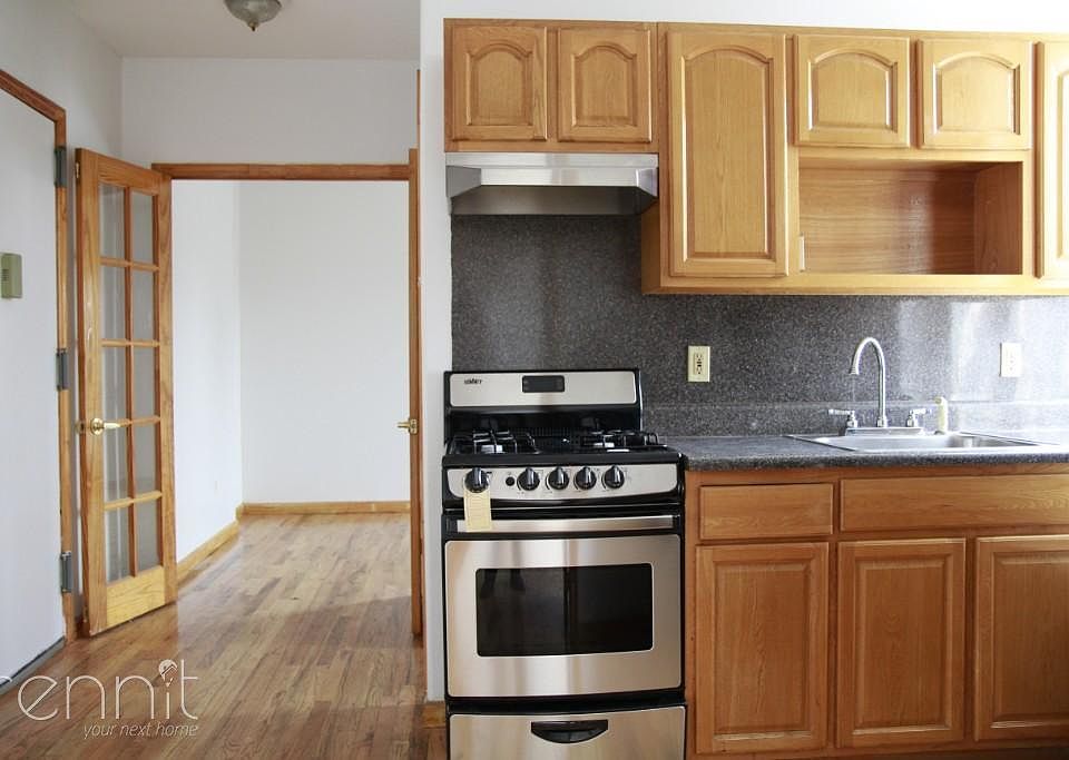 1st image of 370 Bedford Ave APT 20