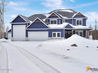 8300 N Memorable View Cir, Palmer, AK 99645