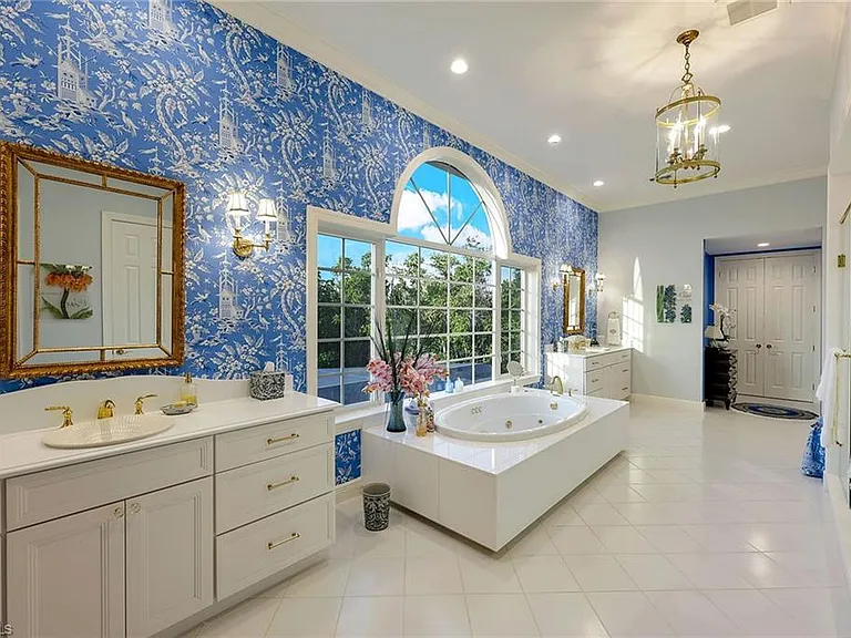 27710 Marina Isle Ct — Photo 32