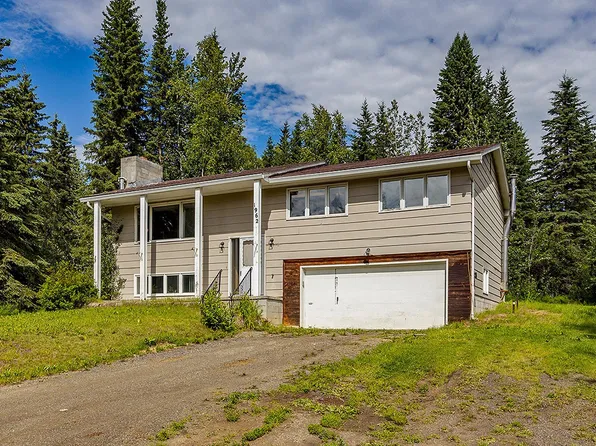 1962 Weston Dr, Fairbanks, AK 99709