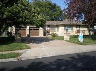 4454 F St, Omaha, NE 68107