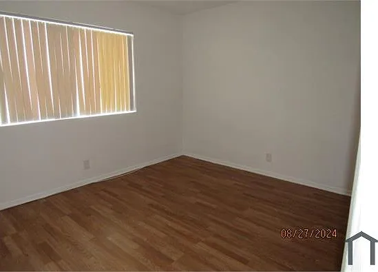 3458 W 67th St #4 — Photo 23