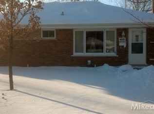14 Shiawasse Cir, Mount Clemens, MI