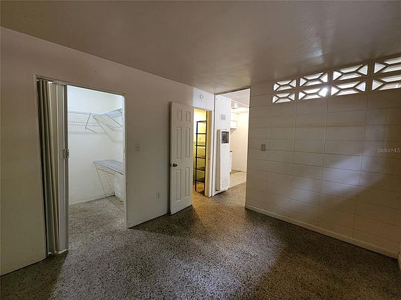 4th image of 1931 NW 4th Ave APT B