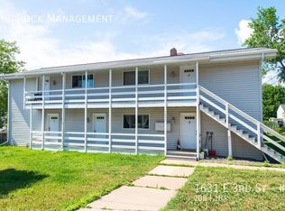 1631 E 3rd St #3, Duluth, MN 55812