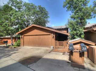 25 Cedar Ln, Sand Springs, OK 74063