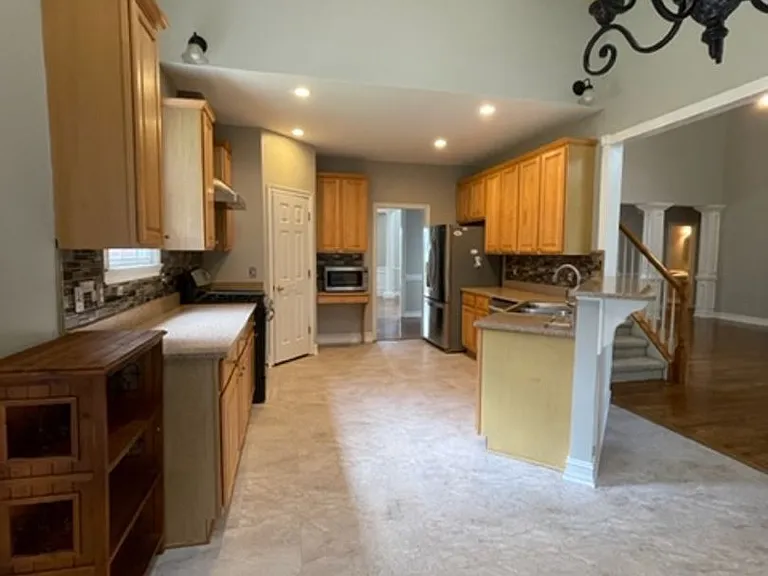 12023 Willingham Dr — Photo 13