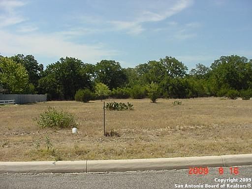 4th image of 653 Rosewood Ave