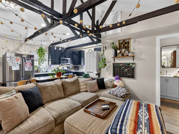317 E I St #1/2, Tehachapi, CA 93561