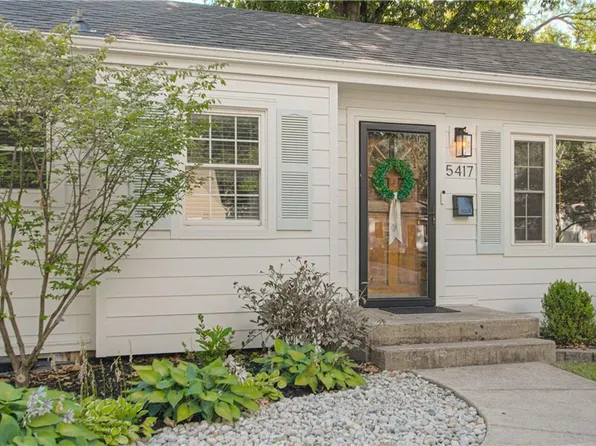 5417 Briar St, Roeland Park, KS 66205