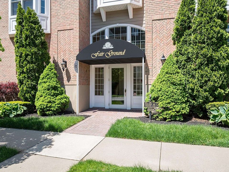 Meadowbrook Pointe 305 Trotting Ln Westbury NY Zillow