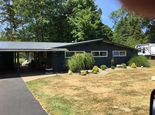 10427 Bay Shore Dr, Dunkirk, NY 14048