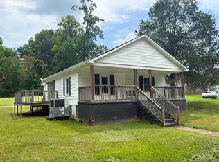 210 N Valley Rd, Landrum, SC 29356