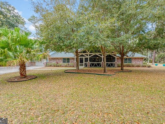 5th image of 636 Old Plantation Rd