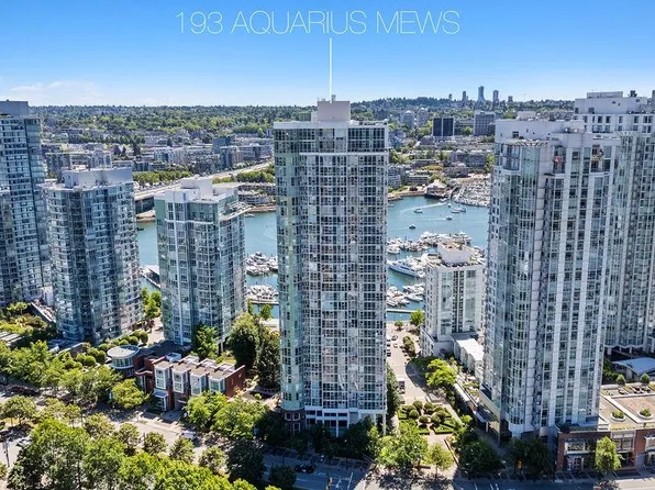 193 Aquarius Mews #3302, Vancouver, BC V6Z 2Z2