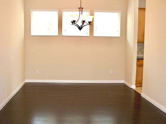 4th image of 11911 Bailey Hills