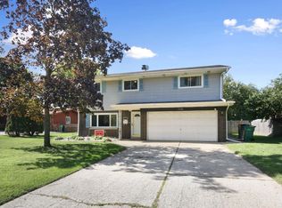 1126 Fran Lin Pkwy, Munster, IN 46321