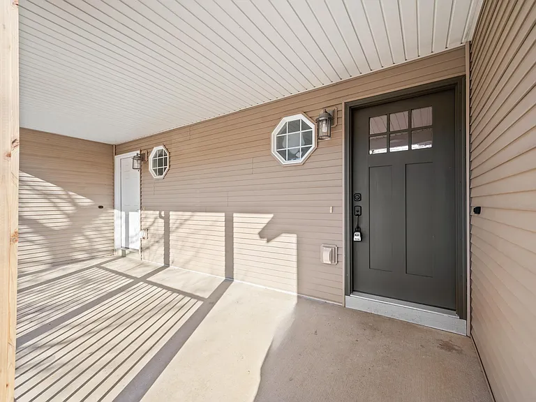 722 Tioga Park Dr #722 — Photo 2