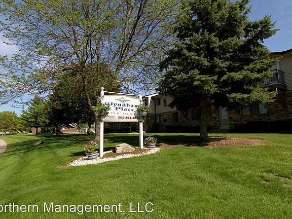 5th image of N114W15925 Sylvan Cir APT 22