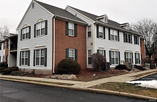 1st image of 109 Cartwheel Ct APT 21