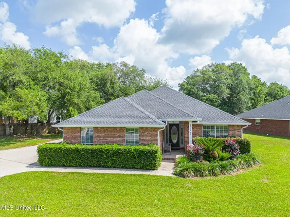 15205 Cedar Springs Dr, Biloxi, MS 39532