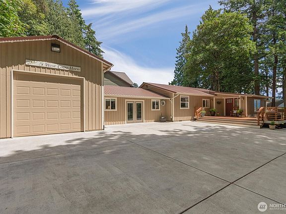 2nd image of 5 W Cape Horn Road