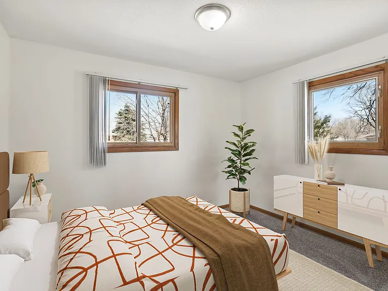 Unity View Apartments - 476 75th Ave NE — Photo 6
