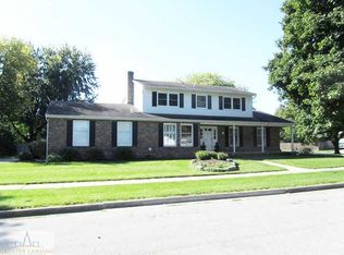 2737 Still Valley Dr, East Lansing, MI 48823